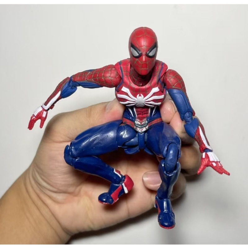 Gaming Accessories Toys - PS4版スパイダーヒーローフィギュア アベンジャーズ アクションフィギュア アップグレードスーツ ゲーム版 ルームデコレーション